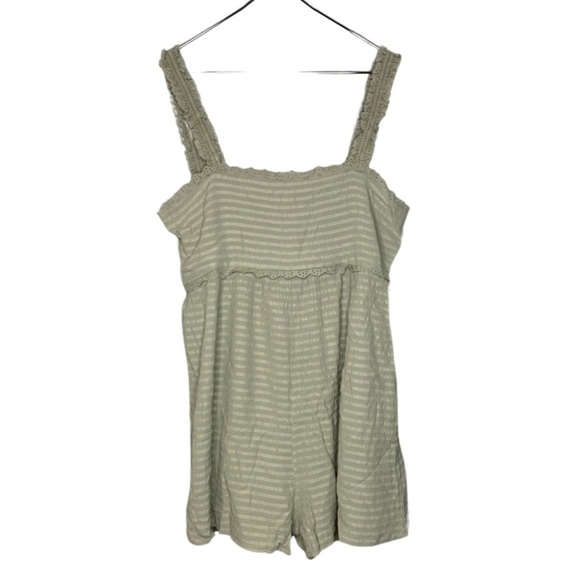 Tularosa Frankie Romper - Picture 2 of 5